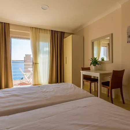 Crikvenica Residence Apartments And Rooms Crikvenica