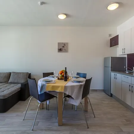 Apartment Crikvenica Residence Apartments And Rooms *